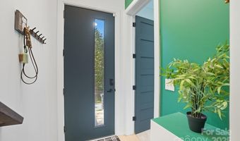 1003 Zinc Ln, Charlotte, NC 28205