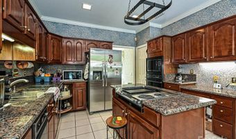 620 River Oaks Ln, Charlotte, NC 28226