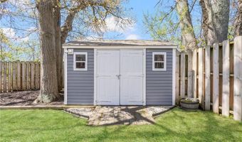 17 Plant St, Cumberland, RI 02864