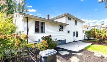 130 Jeffrey Dr, Amherst, NY 14228