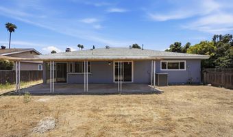 1620 Kenora Dr, Escondido, CA 92027