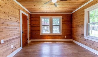 251 W Mark St, Batesville, AR 72501