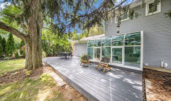 2375 Dundee Dr, Ann Arbor, MI 48103