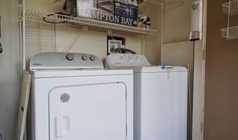 56 Kunihi Ln 323, Kahului, HI 96732