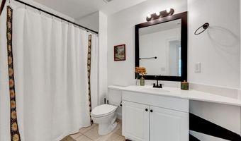 1009 Country Glen Ct, Apex, NC 27502