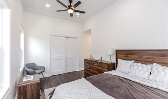 126 Columbia Ave, Cranston, RI 02905