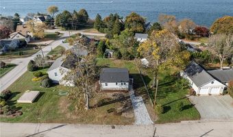 5 Port Ave, Jamestown, RI 02835