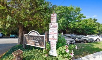 4333 AMERICANA Dr 203, Annandale, VA 22003