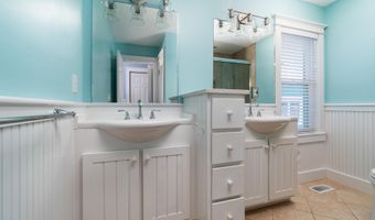 237 Sea Dreams Dr, Atlantic Beach, NC 28512