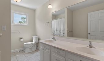 721 Riverside, Adrian, MI 49221