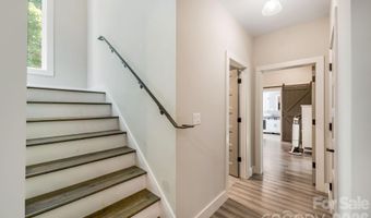 192 Virginia Ave, Asheville, NC 28806