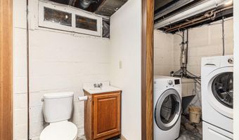 1210 Henry St, Ann Arbor, MI 48104