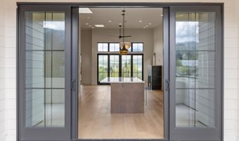 138 Clear Creek Dr, Ashland, OR 97520