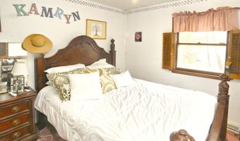 514 E Bellevue Ave, Beverly Shores, IN 46301