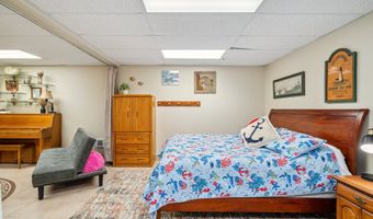 26280 Beach Dr, Rockaway Beach, OR 97136