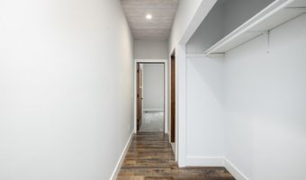6172 Hellner Rd, Ann Arbor, MI 48105