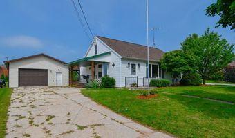 303 CHURCH St, Algoma, WI 54201