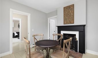 24 Barney St, Newport, RI 02840