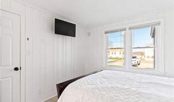 8 Belaire Mnr, Old Saybrook, CT 06475