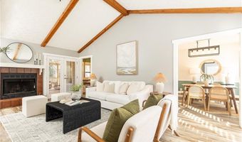 806 Moonlit Ln NW, Acworth, GA 30102