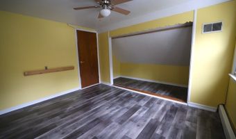 994 Limecrest Rd, Andover, NJ 07848