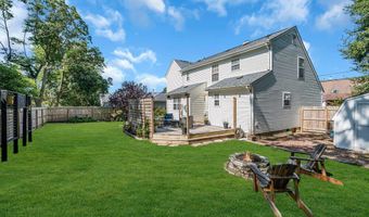 1201 Spray Ave, Beachwood, NJ 08722