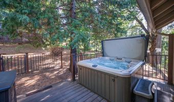 2641 Chamonix Dr, Arnold, CA 95223