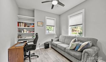 51 Verde Dr, Asheville, NC 28806