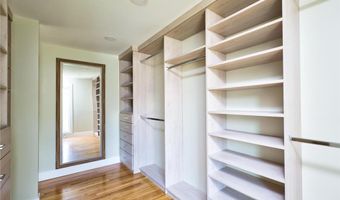 23 Fesser Ave, Bristol, RI 02809