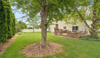 4226 E APPLESEED Dr, Appleton, WI 54913