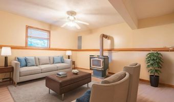 2083 Sun Valley Dr, Blakeslee, PA 18610