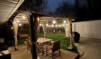 2041 Norfolk Ave, Ann Arbor, MI 48103