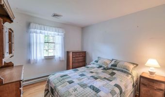 718 Blenheim Ave, Absecon, NJ 08201