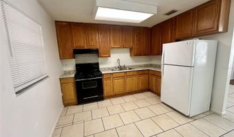 633 W ELLA J GILMORE St, Apopka, FL 32703