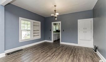 317 NE 9th St, Abilene, KS 67410