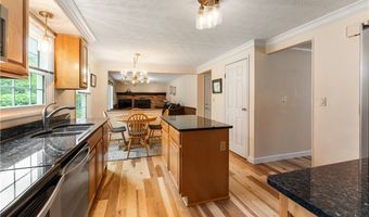 3827 Nautilus Trl, Aurora, OH 44202