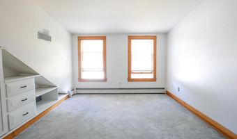671 Essex St, Bangor, ME 04401