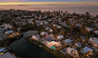 313 HAMMOCK Cir, Anna Maria, FL 34216