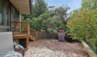 548 6th St NW, Altoona, IA 50009