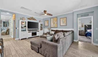 5227 ADMIRAL POINTE Dr, Apollo Beach, FL 33572