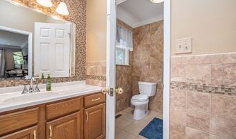 15 ORIOLE Ln, Reading, PA 19606