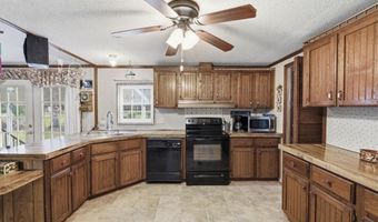 302 Butter Rd, Bonneau, SC 29431
