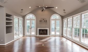 4601 Club Cir NE, Atlanta, GA 30319