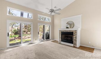 141 Greenridge Rd, Clover, SC 29710