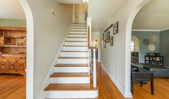 112 Main St, Bayonne, NJ 07035