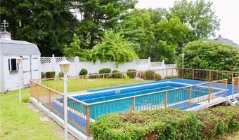 31 BARNES Ave, Johnston, RI 02919