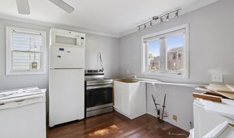 40 Park Ave, Danbury, CT 06810