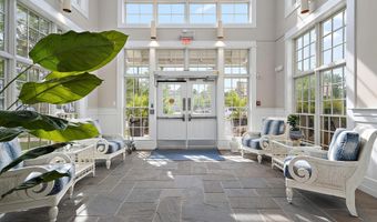 10001 FLOTILLA Ln, Berlin, MD 21811