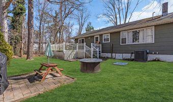228 Elizabeth Ave, Bayville, NJ 08721