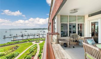 345 Thames St 407 N, Bristol, RI 02809